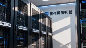 杭州租服务器和买服务器哪个更合算，企业机房托管一年费用多少？